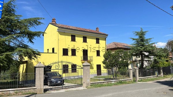 casa indipendente in vendita a Cassine