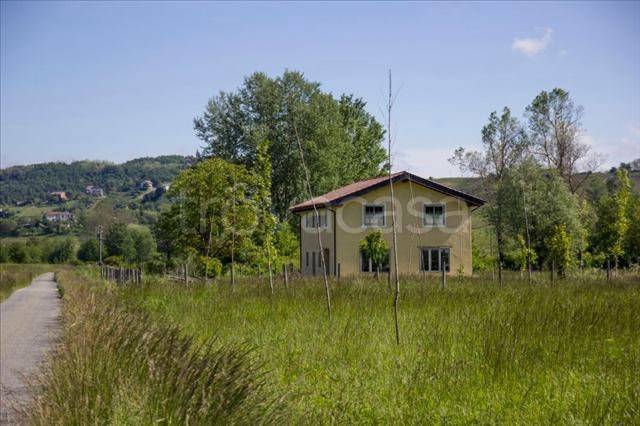casa indipendente in vendita a Cassinelle