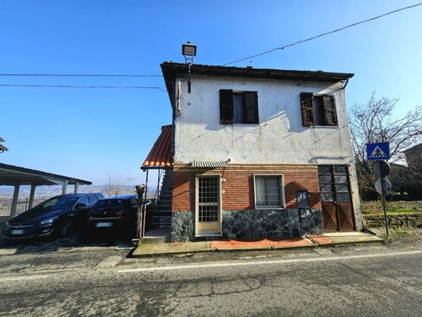 casa indipendente in vendita a Cassinelle