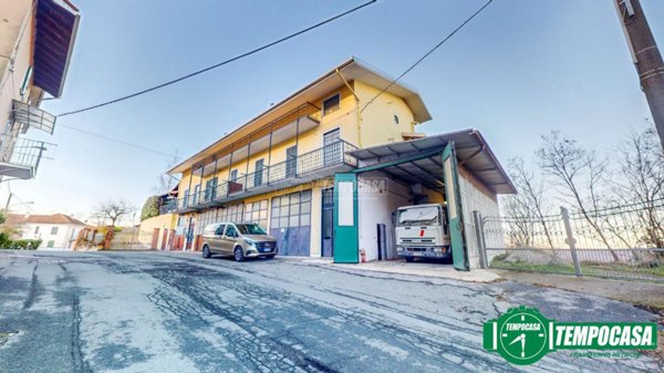 casa indipendente in vendita a Cassinelle