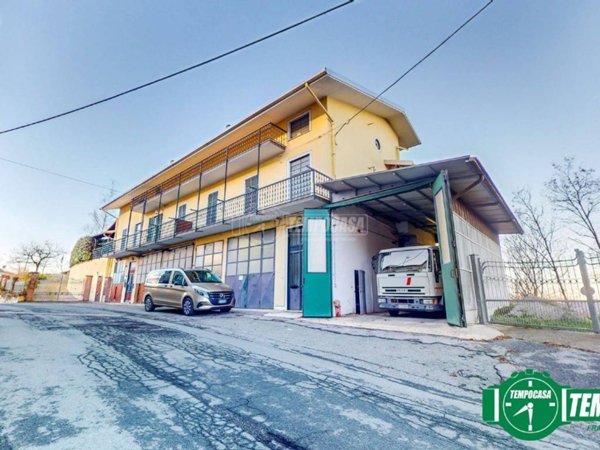 casa indipendente in vendita a Cassinelle