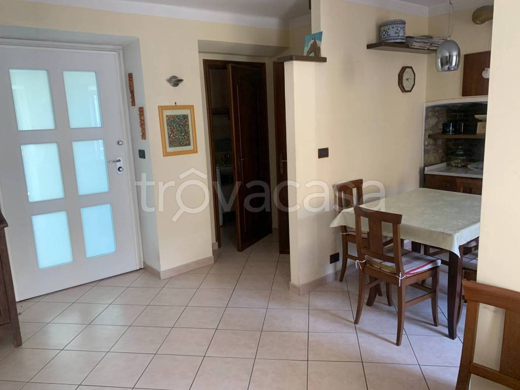 casa indipendente in vendita a Cassinelle