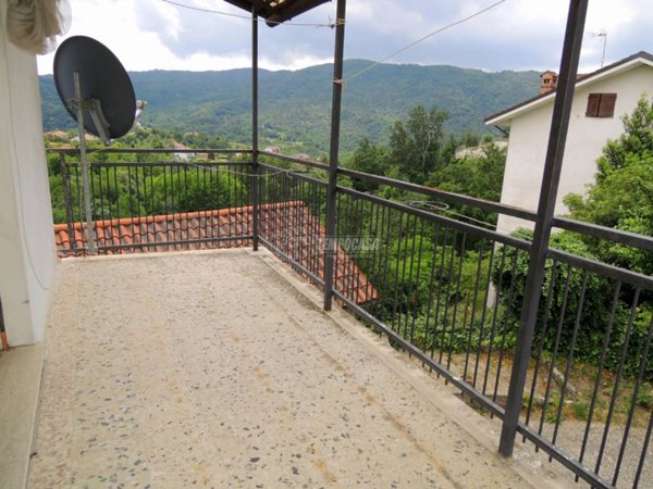 casa indipendente in vendita a Cassinelle