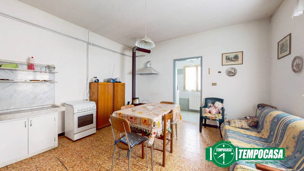 casa indipendente in vendita a Cassinelle