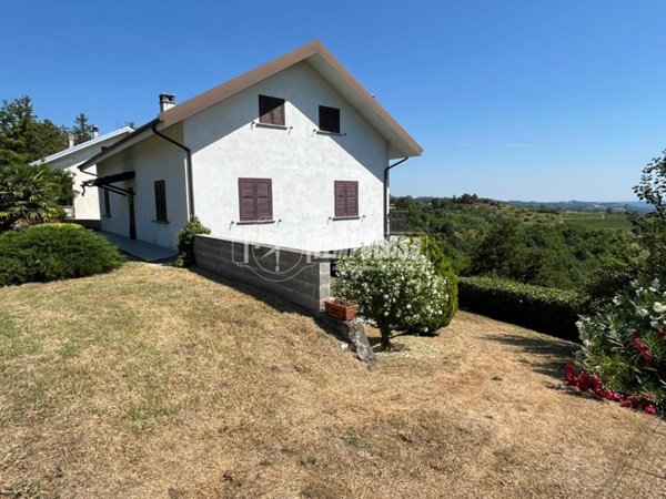 casa indipendente in vendita a Cassinelle
