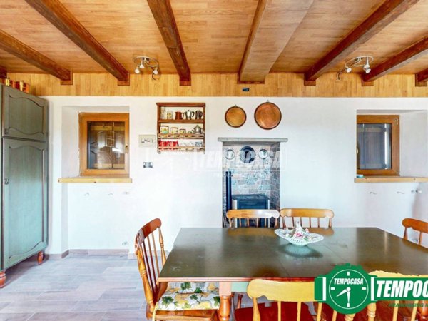 casa indipendente in vendita a Cassinelle