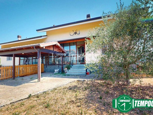 casa indipendente in vendita a Cassinelle