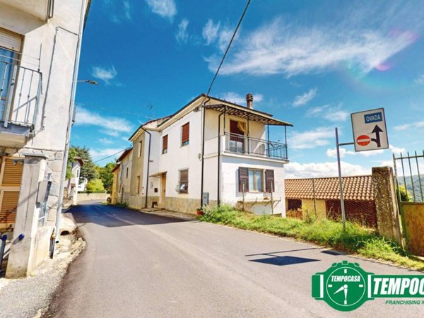 casa indipendente in vendita a Cassinelle
