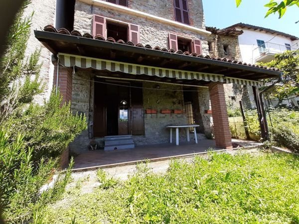 casa indipendente in vendita a Cassinelle