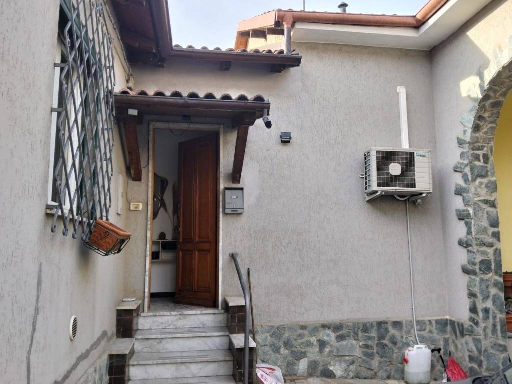 casa indipendente in vendita a Cassinelle