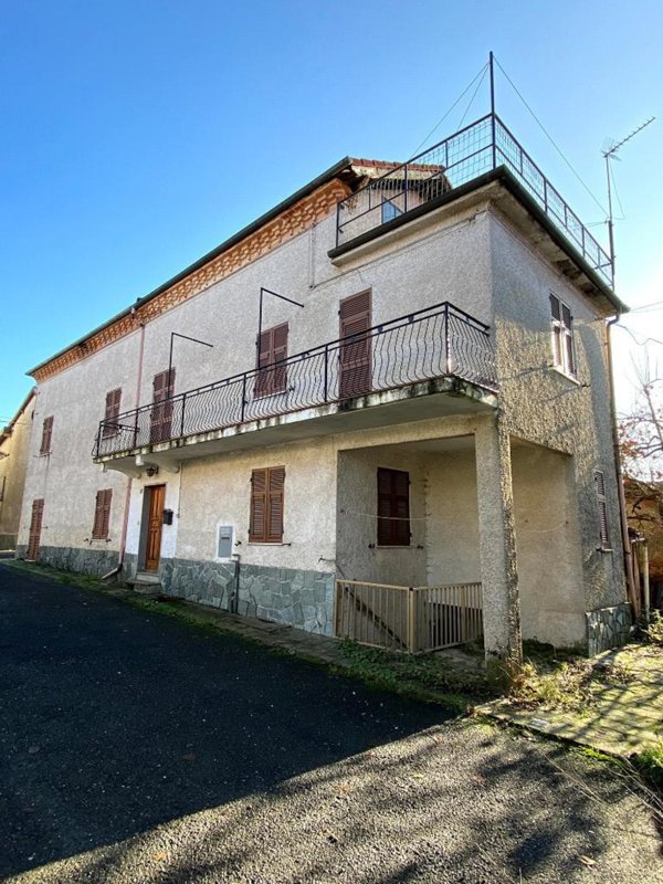 casa indipendente in vendita a Cassinelle