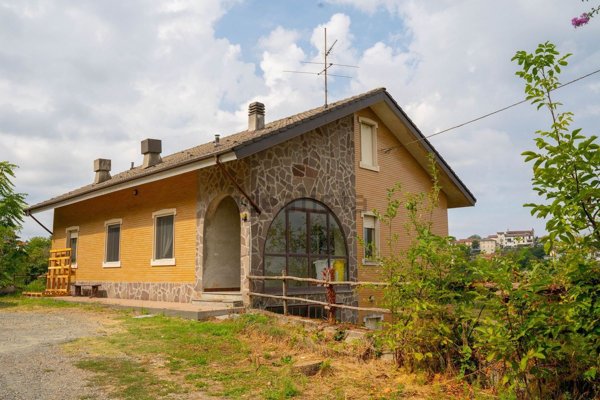 casa indipendente in vendita a Cassinelle