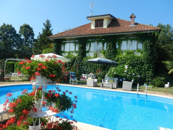 casa indipendente in vendita a Cassinelle