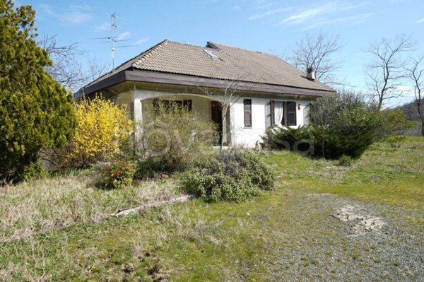 casa indipendente in vendita a Cassinelle