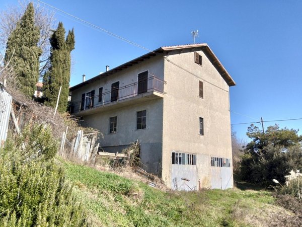 casa indipendente in vendita a Cassinelle