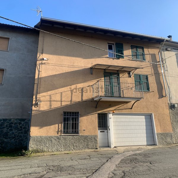 casa indipendente in vendita a Cassinelle