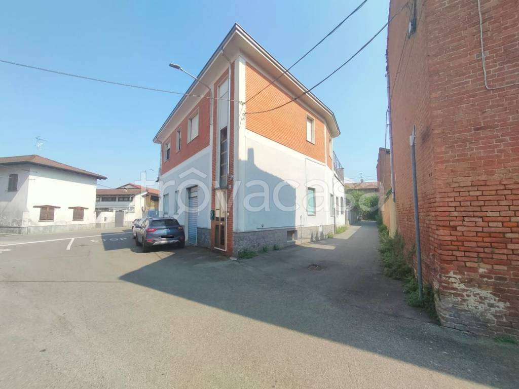 casa indipendente in vendita a Castellazzo Bormida