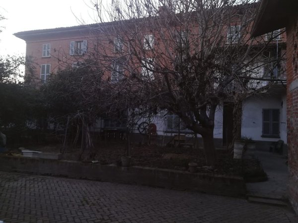 pentavano in vendita a Castellazzo Bormida