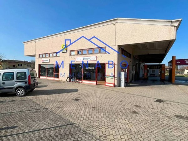 locale commerciale in vendita a Castellazzo Bormida