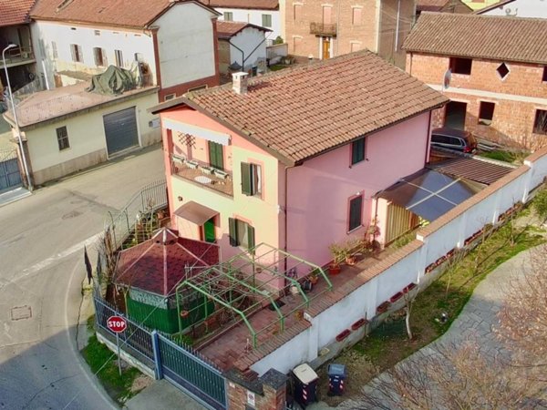 casa indipendente in vendita a Castellazzo Bormida