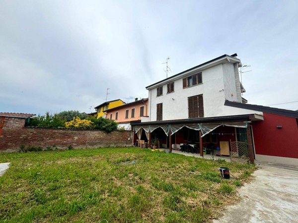 casa indipendente in vendita a Castellazzo Bormida