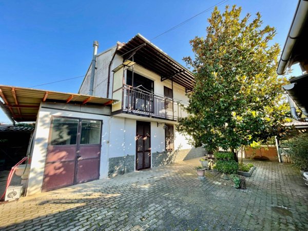 casa indipendente in vendita a Castellazzo Bormida
