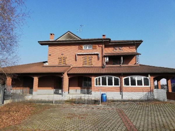 casa indipendente in vendita a Castellazzo Bormida