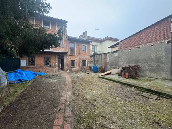 casa semindipendente in vendita a Castellazzo Bormida