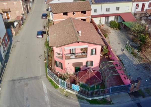 casa indipendente in vendita a Castellazzo Bormida