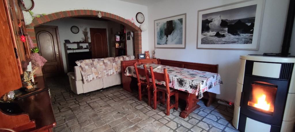 casa indipendente in vendita a Castelletto d'Orba in zona Crebini