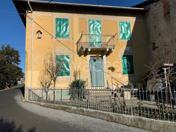 casa indipendente in vendita a Castelletto d'Orba in zona Crebini
