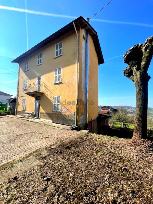 casa indipendente in vendita a Castelletto d'Orba in zona Cazzuli