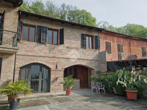 casa indipendente in vendita a Castelletto Merli in zona Terfengato