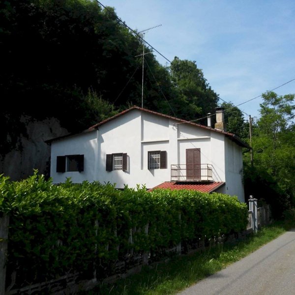 casa indipendente in vendita a Castelletto Merli