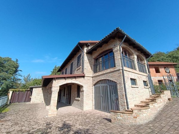 casa indipendente in vendita a Castelletto Merli in zona Terfengato