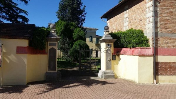 casale in vendita a Castelletto Merli in zona Guazzolo
