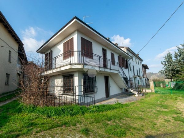 casa indipendente in vendita a Castelletto Merli in zona Perno Superiore
