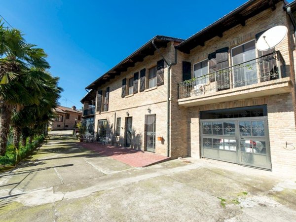 appartamento in vendita a Castelletto Merli in zona Terfengato