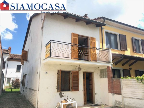 casa indipendente in vendita a Castelletto Monferrato in zona Giardinetto