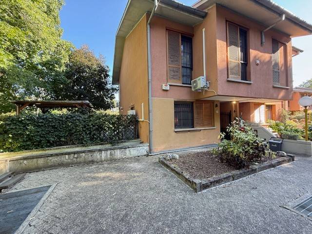 casa indipendente in vendita a Castelletto Monferrato