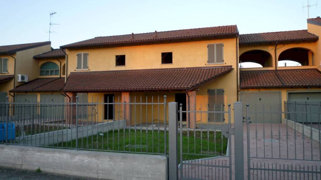 casa indipendente in vendita a Castelletto Monferrato