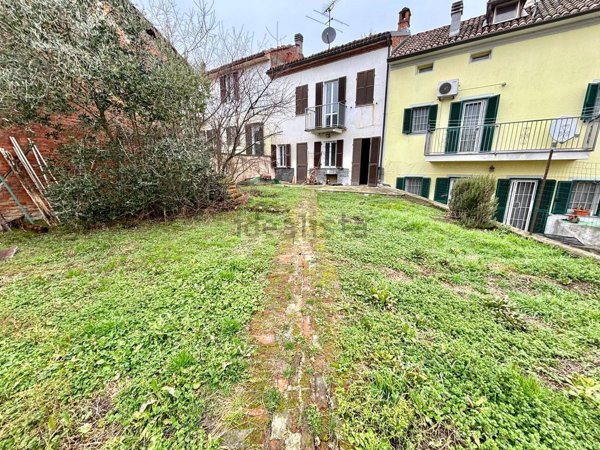 casa indipendente in vendita a Castelletto Monferrato