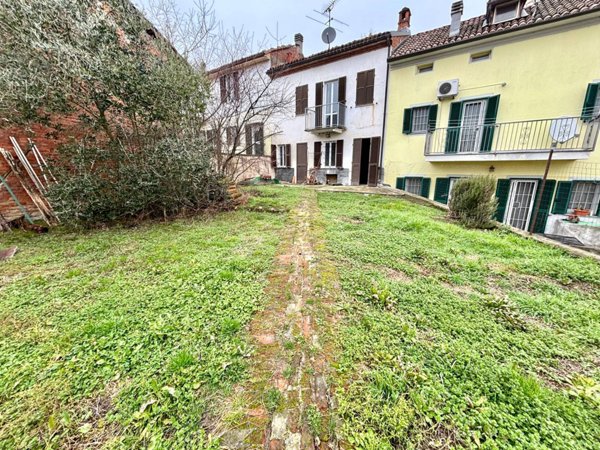 casa indipendente in vendita a Castelletto Monferrato