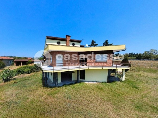 casa indipendente in vendita a Castelletto Monferrato