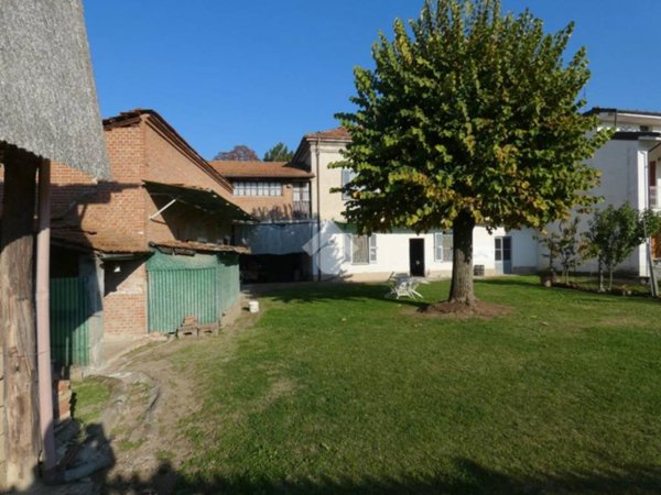 casa semindipendente in vendita a Castelnuovo Bormida
