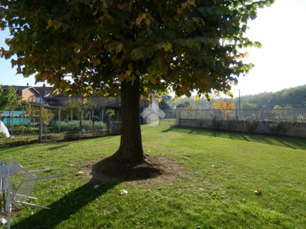 casa indipendente in vendita a Castelnuovo Bormida