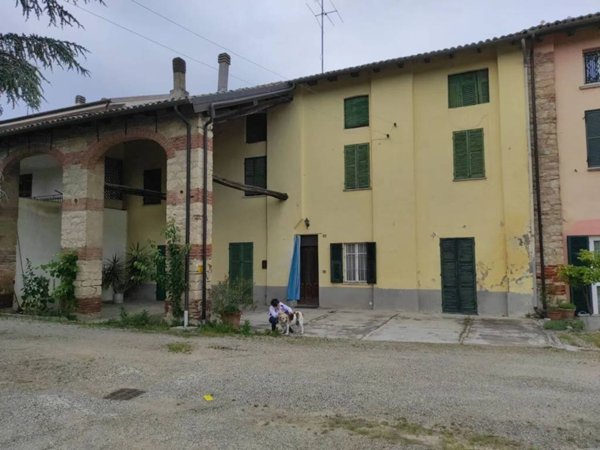 casa indipendente in vendita a Castelnuovo Bormida