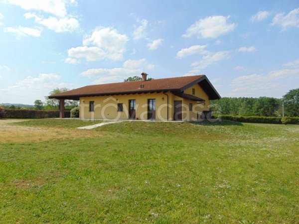 casa indipendente in vendita a Castelnuovo Bormida