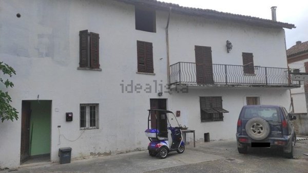 casa indipendente in vendita a Castelnuovo Bormida