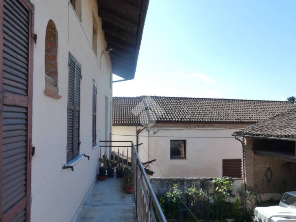 casa indipendente in vendita a Castelnuovo Bormida